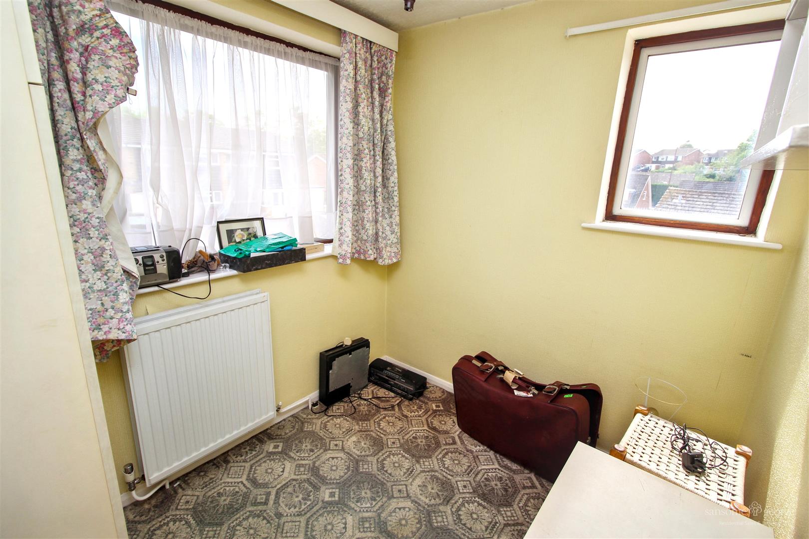 Elmstone Drive, Tilehurst, Reading